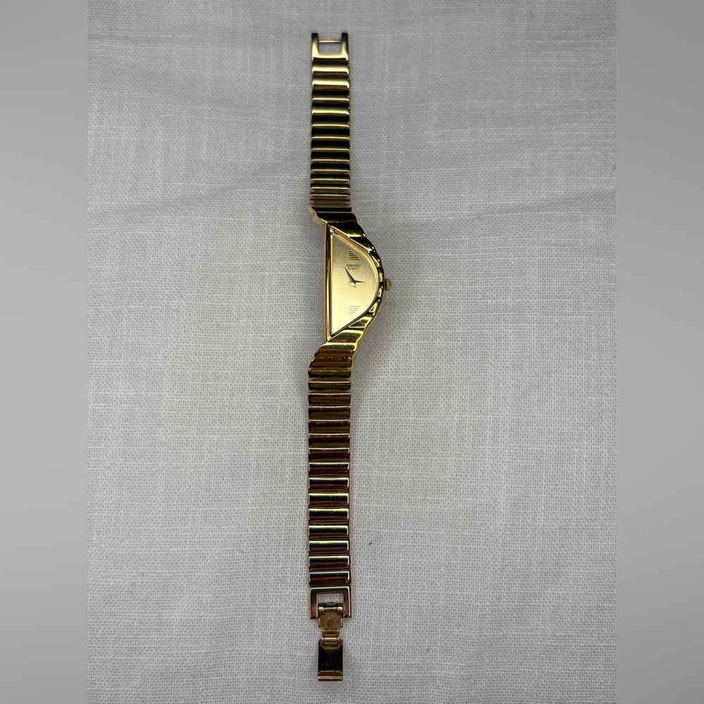 vintage gold-tone Seiko "Half Moon" or "Rivoli" watch - preowned - Picture 8 of 9